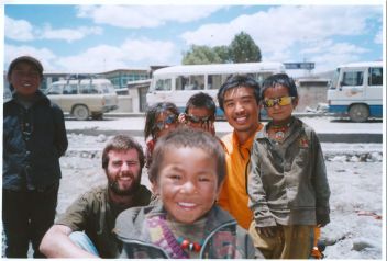 me-barry-and-tibet-kids